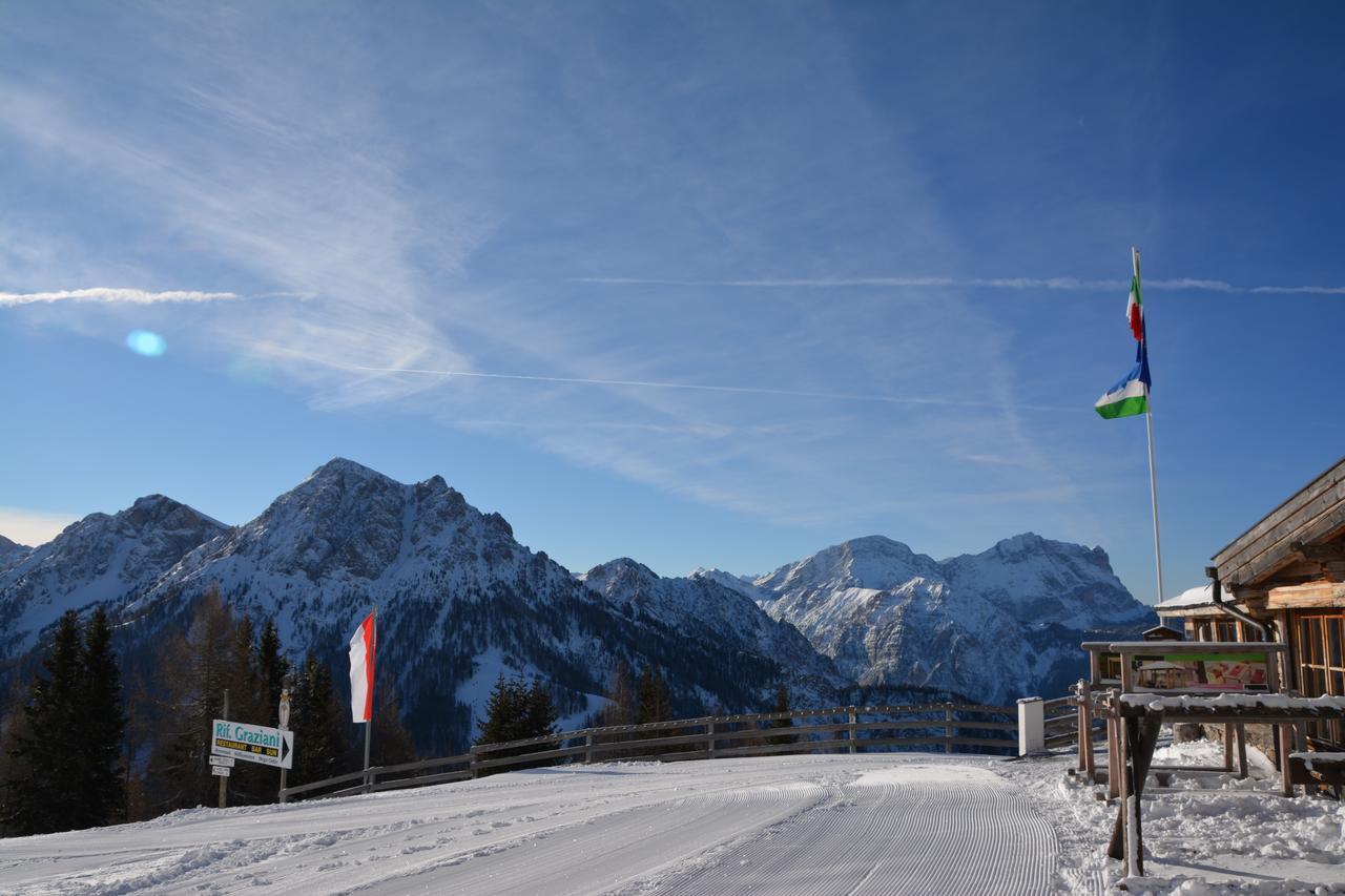 Hotel Rifugio Graziani Hütte San Vigilio Di Marebbe Esterno foto