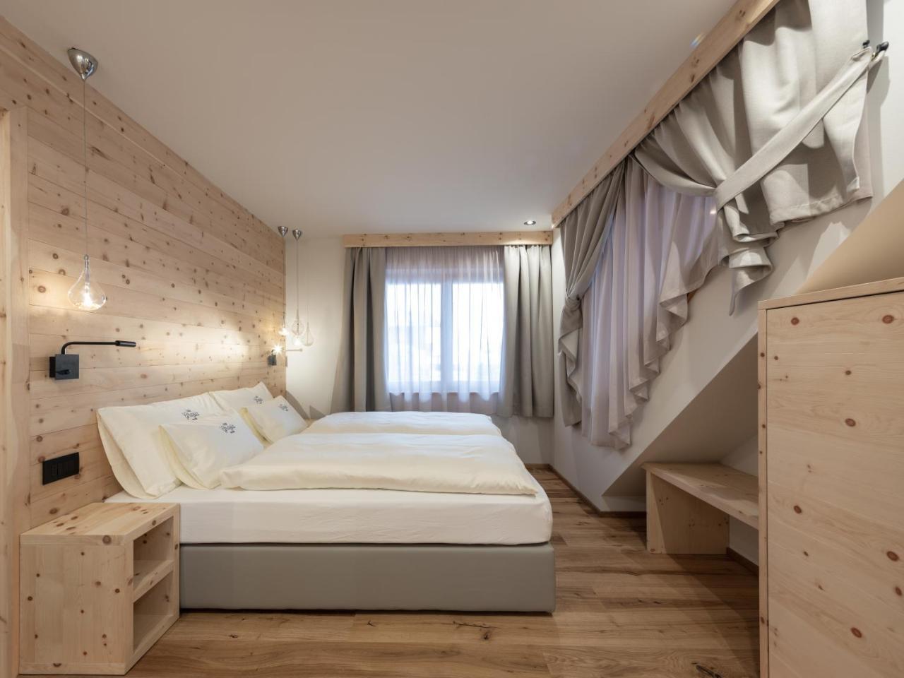 Hotel Rifugio Graziani Hütte San Vigilio Di Marebbe Esterno foto